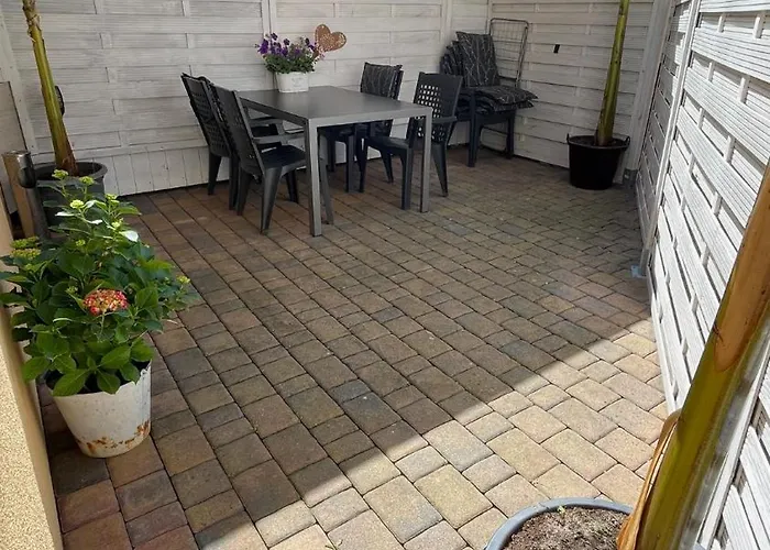 Happy 탄게르문데